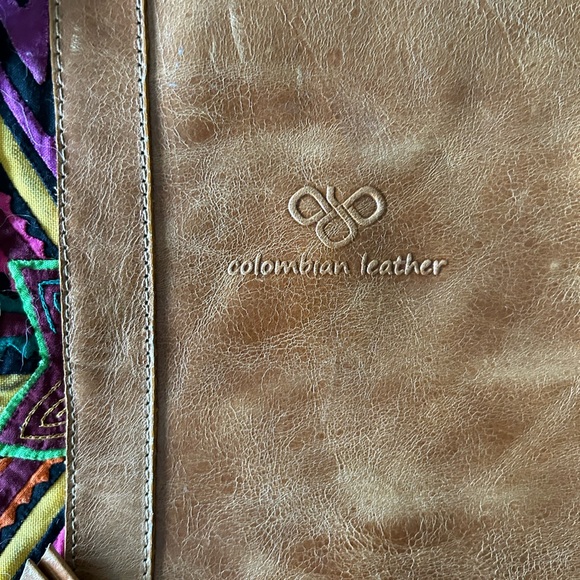 Colombian leather beautiful bag with Colombian fabric - Picture 4 of 8